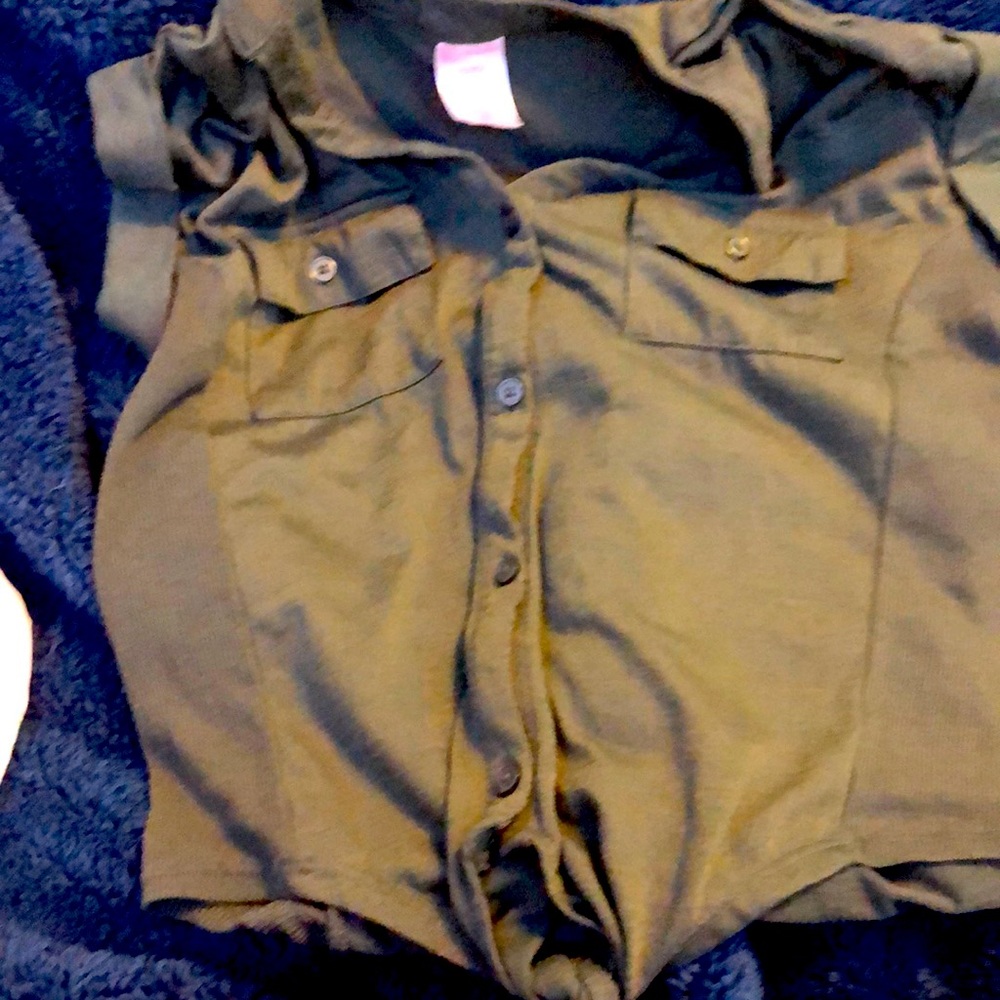 Green shirt